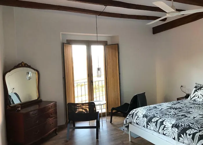 Nocleg ze śniadaniem Cal Campana 4*